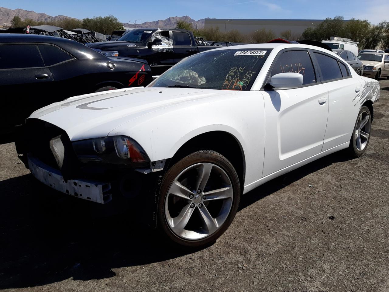 Photo 2 from auction – 2013 DODGE CHARGER SE with VIN 2C3CDXBG0DH625749