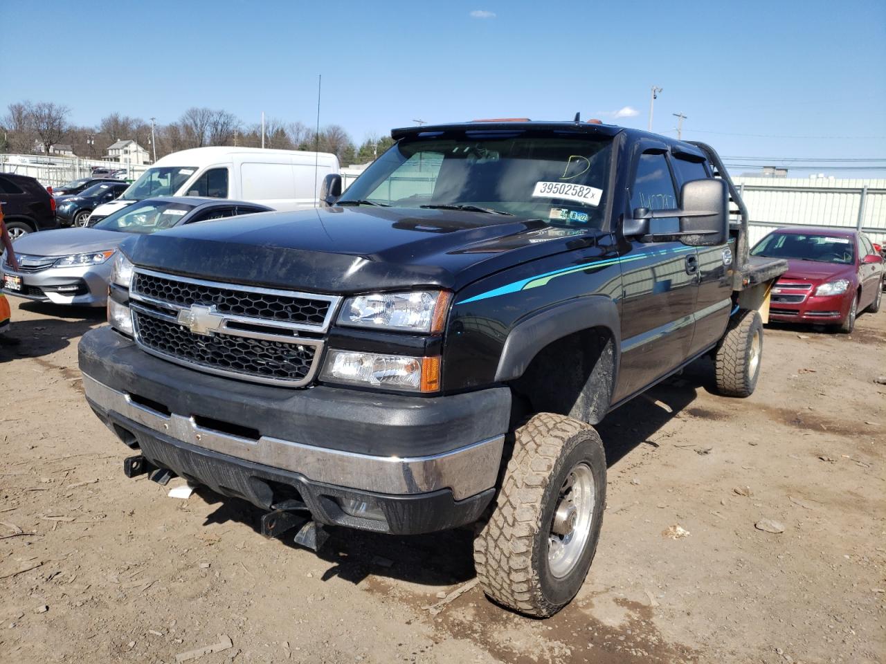 Photo 2 from auction – 2006 CHEVROLET SILVERADO with VIN 1GCHK23D36F216132