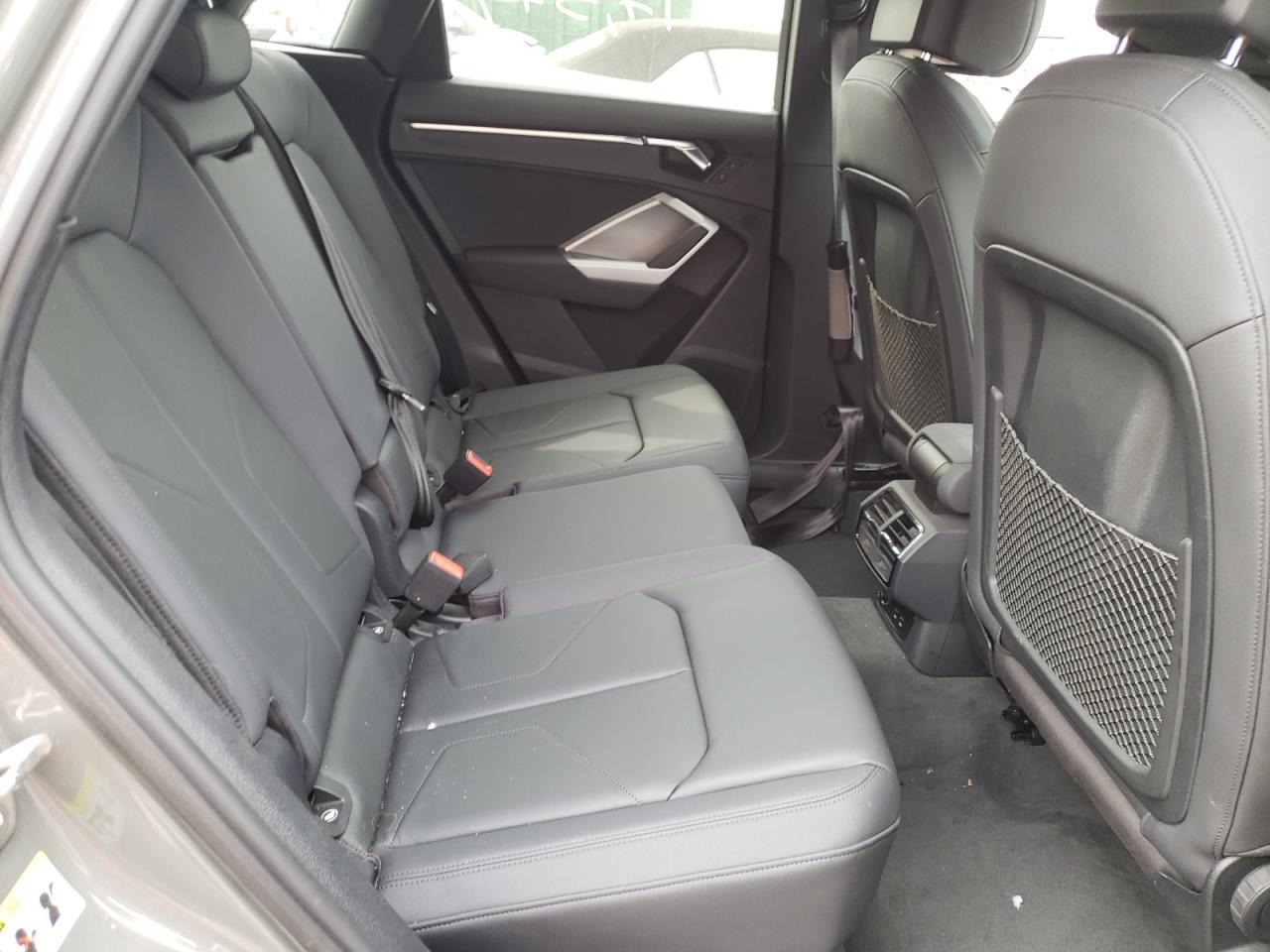 Photo 6 from auction – 2020 AUDI Q3 PREMIUM with VIN WA1DECF31L1113776