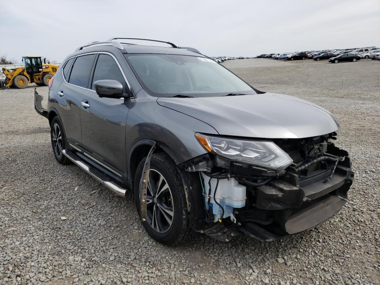 NISSAN ROGUE S 2018 with VIN JN8AT2MT5JW455098 - Photo from auction