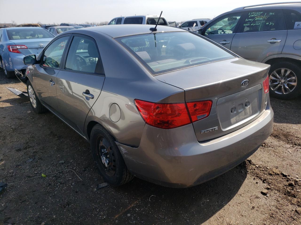 Фото 3 с аукциона – 2012 KIA FORTE EX с VIN KNAFU4A20C5496153