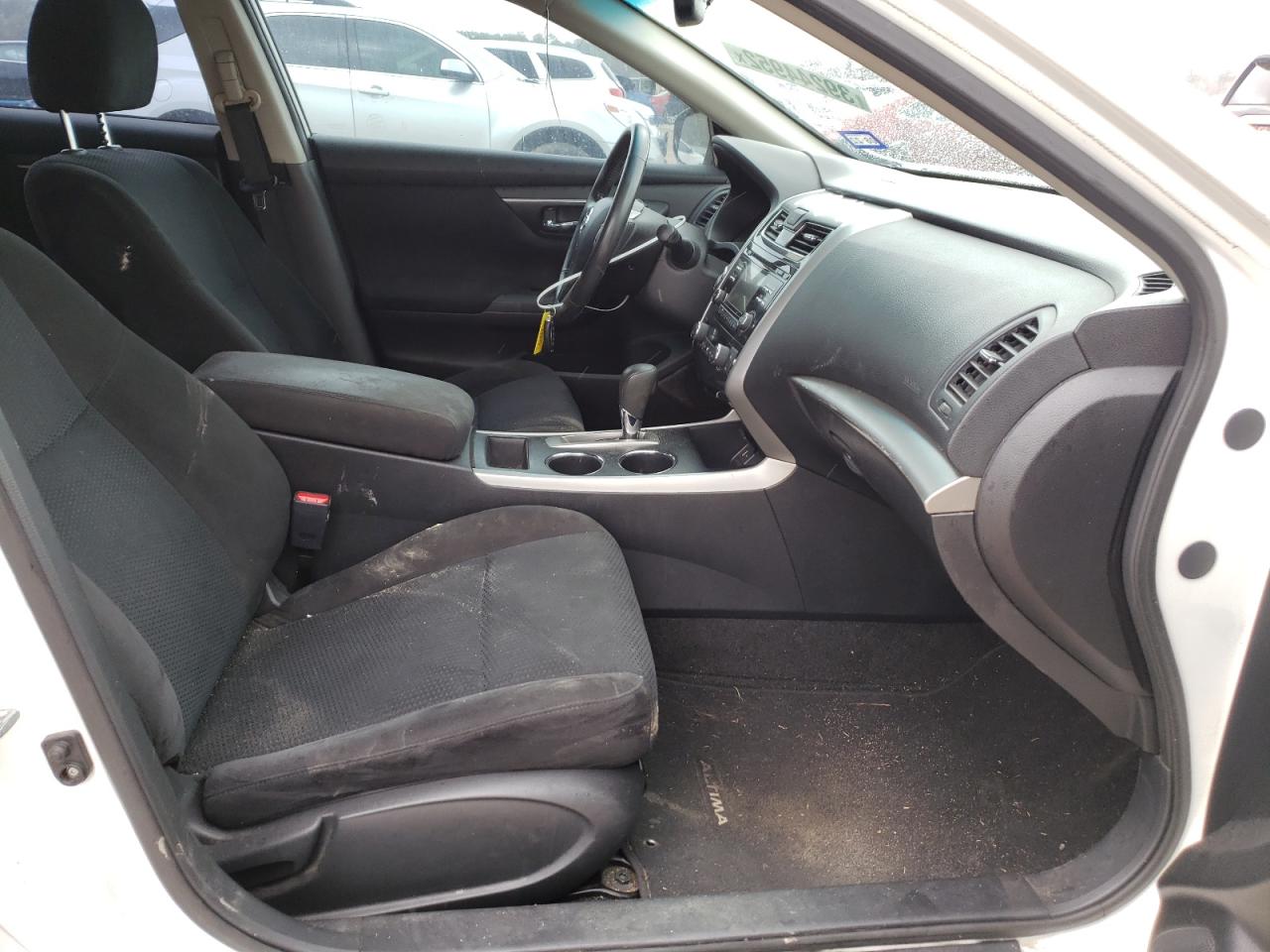 Photo 5 from auction – 2015 NISSAN ALTIMA 2.5 with VIN 1N4AL3AP4FC157438