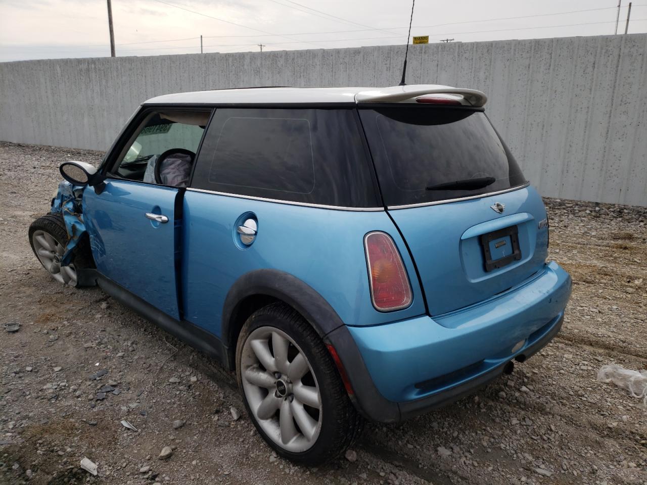 Photo 3 from auction – 2002 MINI COOPER S with VIN WMWRE33452TD52260