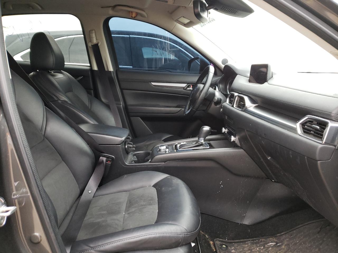 Photo 5 from auction – 2019 MAZDA CX-5 TOURI with VIN JM3KFBCM8K0693119