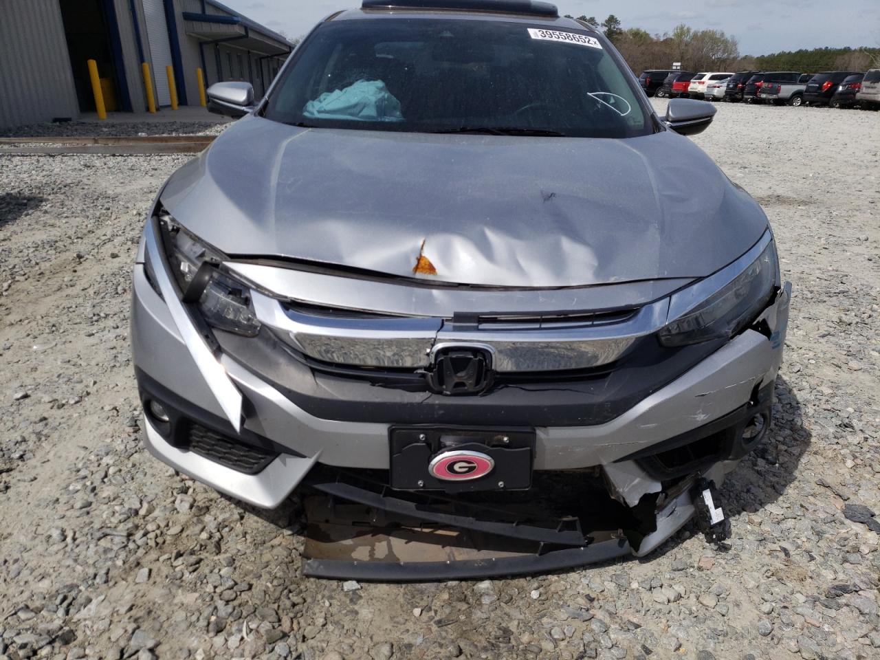 Photo 9 from auction – 2016 HONDA CIVIC TOUR with VIN 19XFC1F96GE039769