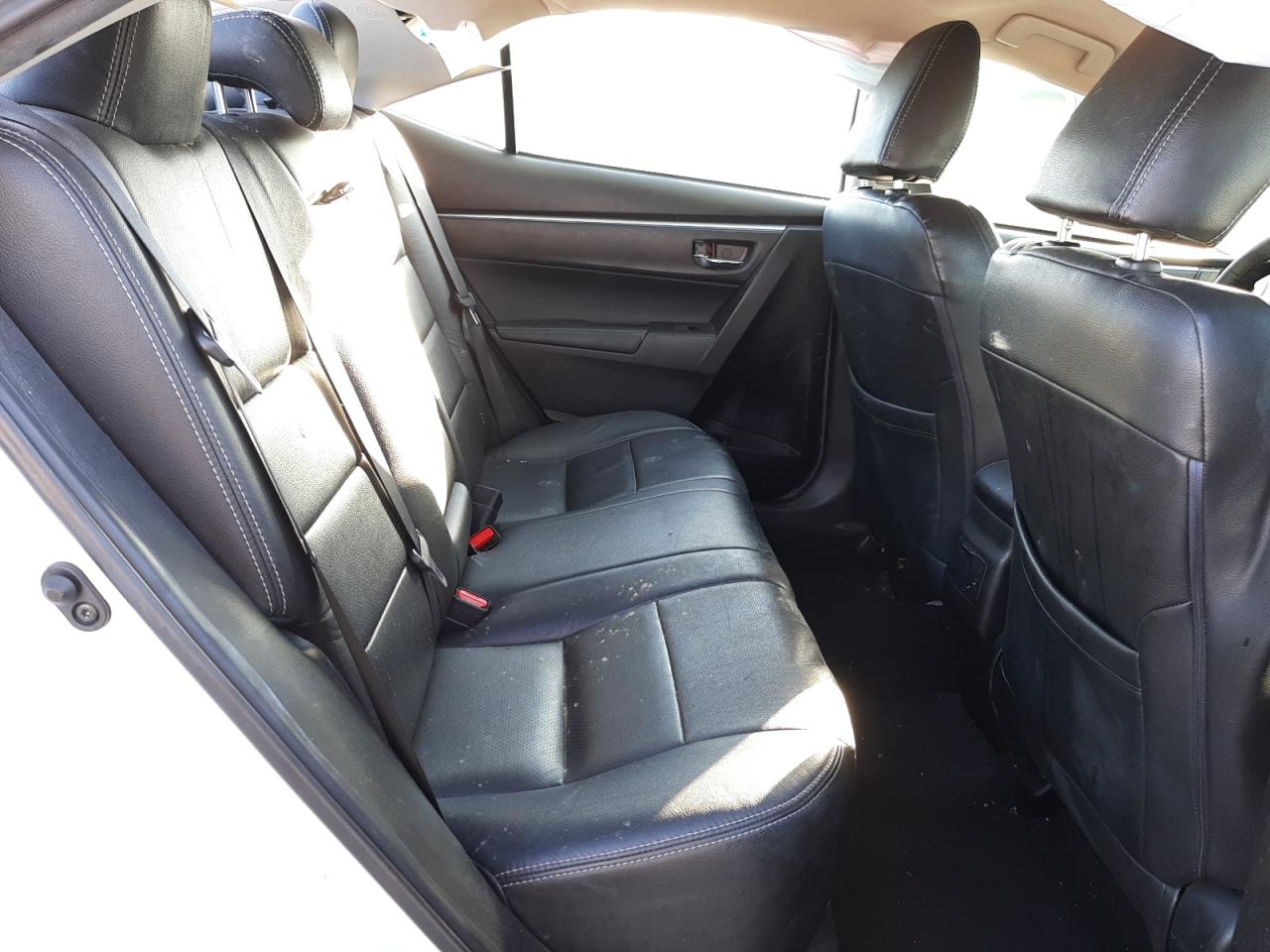 Photo 6 from auction – 2015 TOYOTA COROLLA L with VIN 5YFBURHE2FP292153