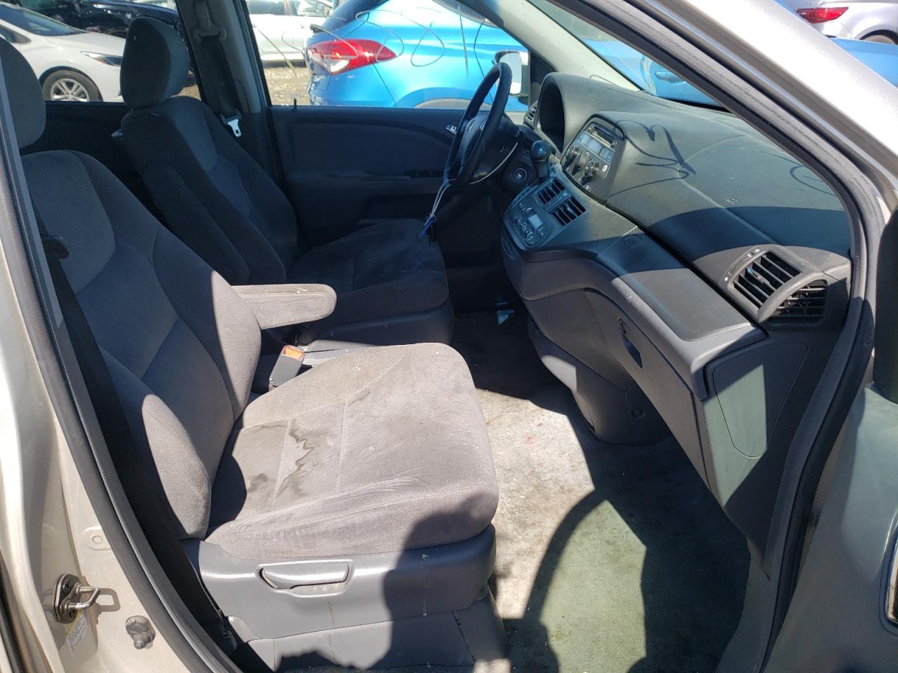 Photo 5 from auction – 2006 HONDA ODYSSEY with VIN 5FNRL38456B404512