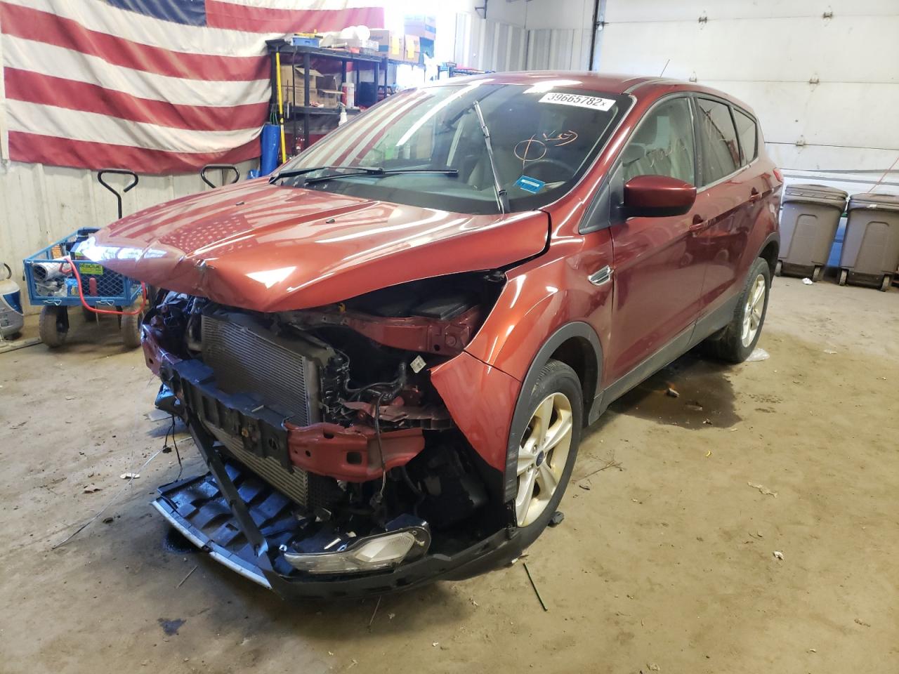 Photo 2 from auction – 2015 FORD ESCAPE SE with VIN 1FMCU9GX8FUA30000
