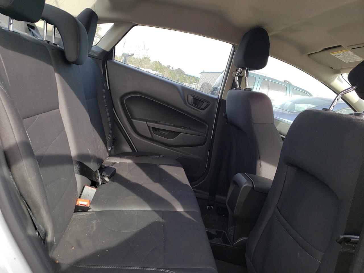 Photo 6 from auction – 2019 FORD FIESTA SE with VIN 3FADP4BJ0KM108151