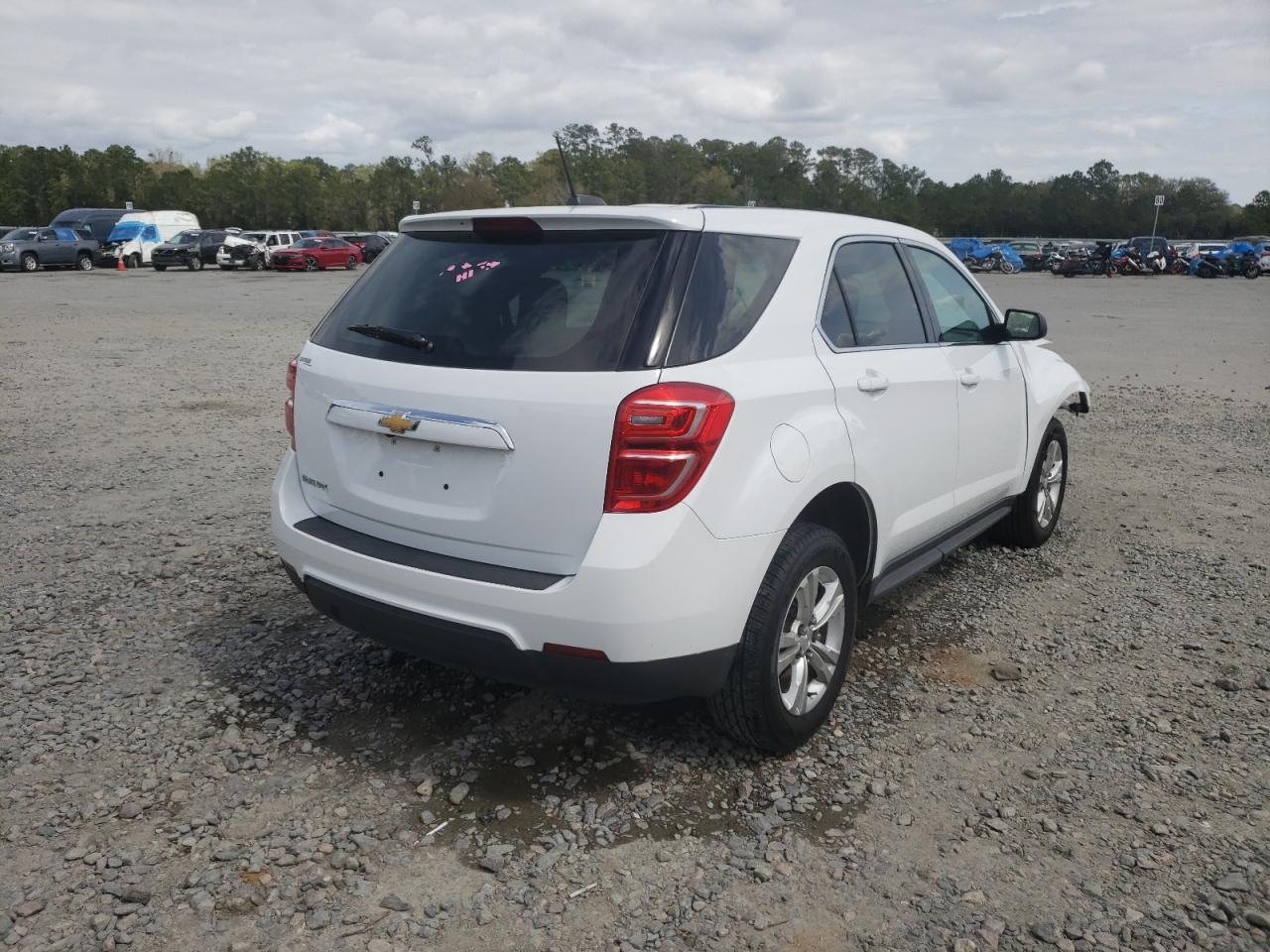 Photo 4 from auction – 2017 CHEVROLET EQUINOX LS with VIN 2GNALBEK3H1500680