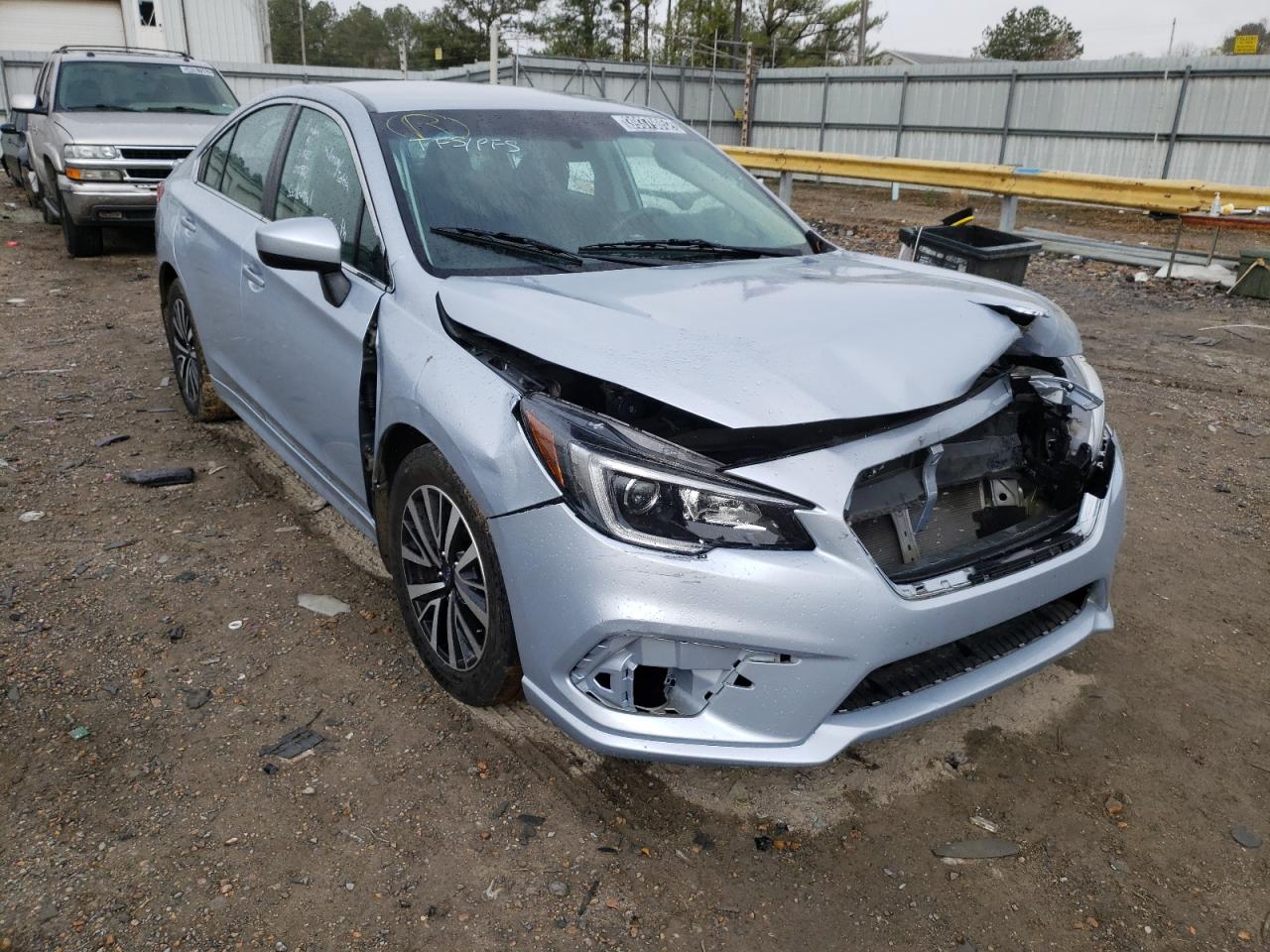 SUBARU LEGACY 2.5 2018 with VIN 4S3BNAC64J3005962 - Photo from auction