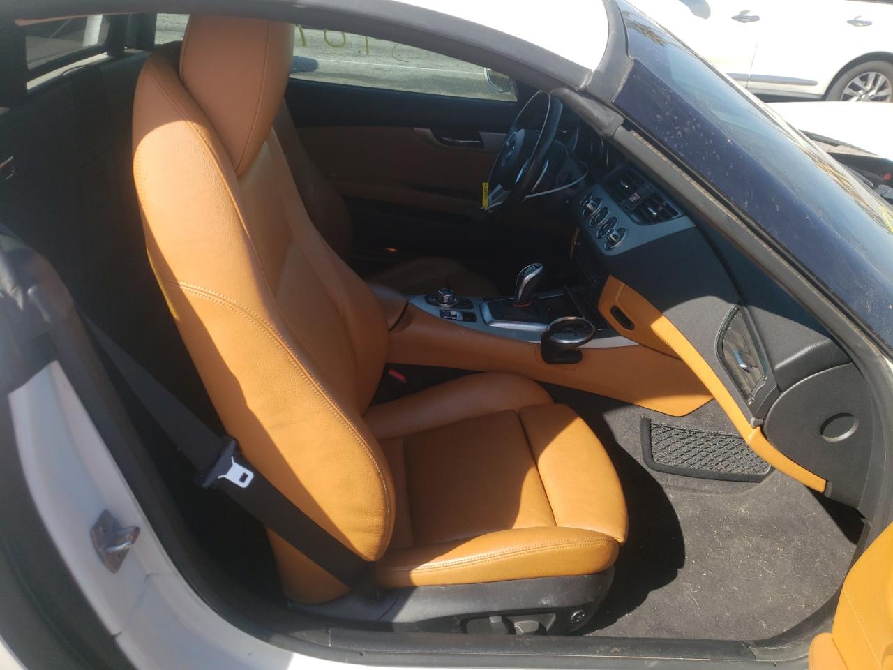 Photo 5 from auction – 2014 BMW Z4 SDRIVE2 with VIN WBALL5C56EJ105732