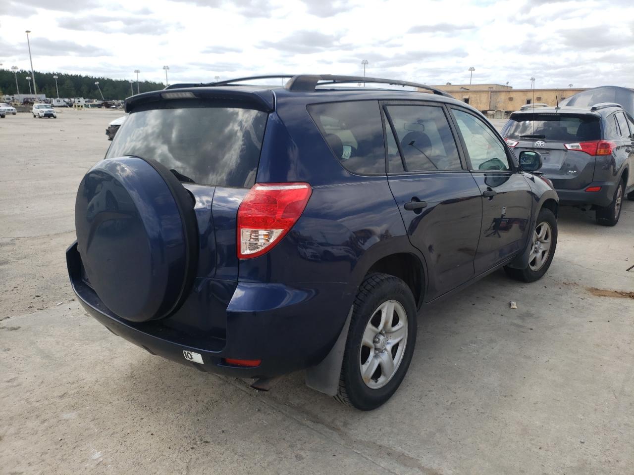 Photo 4 from auction – 2007 TOYOTA RAV4 with VIN JTMZD35V875060297