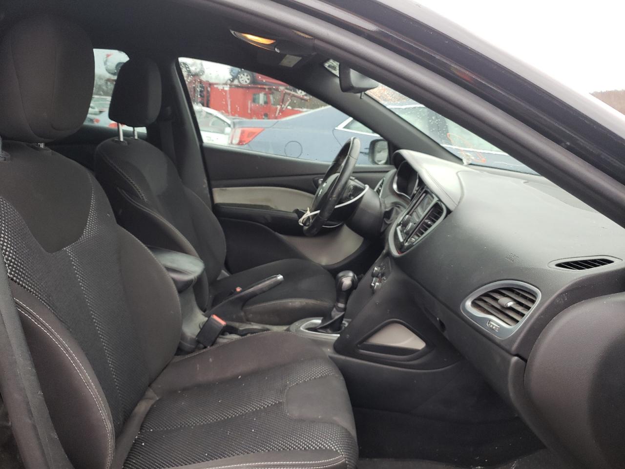 Photo 5 from auction – 2015 DODGE DART SXT with VIN 1C3CDFBB9FD414645