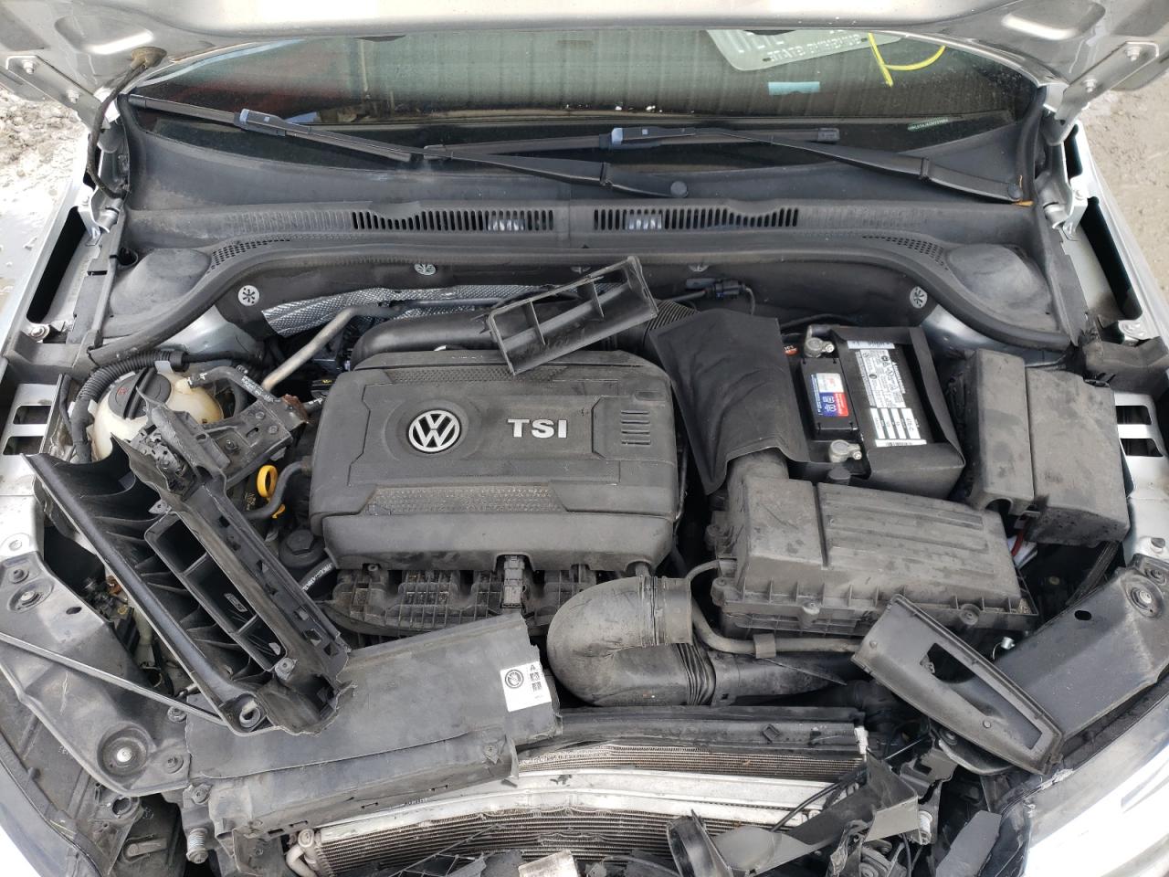 Photo 7 from auction – 2016 VOLKSWAGEN JETTA SEL with VIN 3VWL07AJ8GM237658