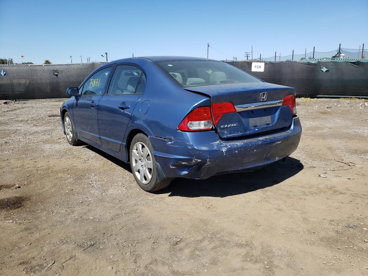 Photo 3 from auction – 2010 HONDA CIVIC LX with VIN 19XFA1F5XAE075359