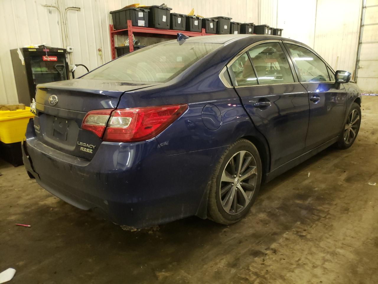 Photo 4 from auction – 2017 SUBARU LEGACY 2.5 with VIN 4S3BNAN69H3033621