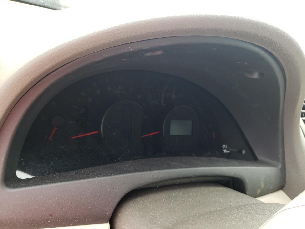 Photo 8 from auction – 2011 TOYOTA CAMRY BASE with VIN 4T1BF3EK1BU758357