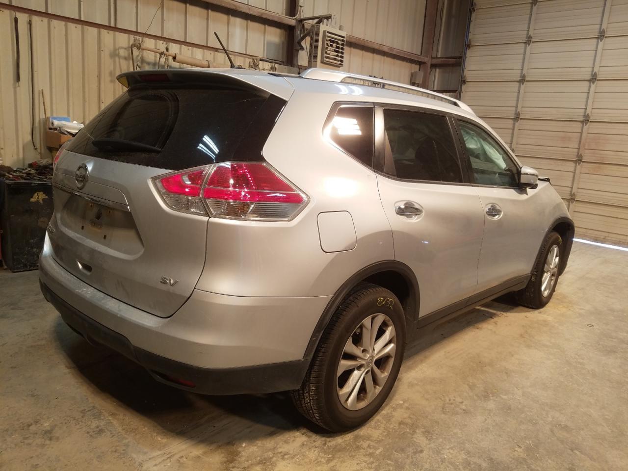 Photo 4 from auction – 2016 NISSAN ROGUE S with VIN KNMAT2MT8GP718277