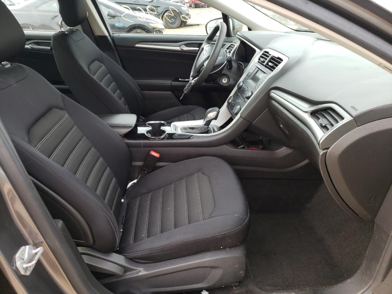 Photo 5 from auction – 2014 FORD FUSION SE with VIN 3FA6P0H78ER165573