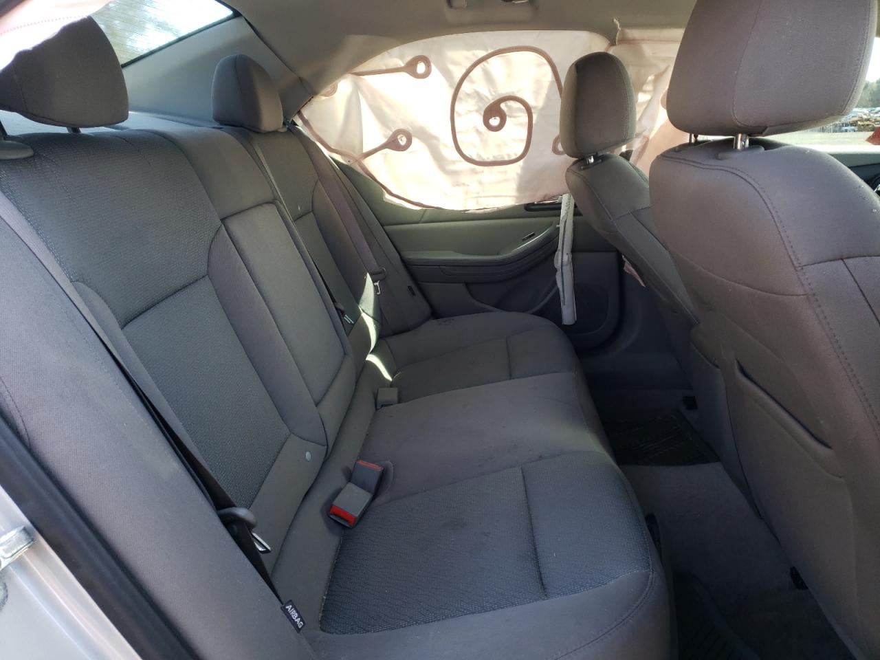 Photo 6 from auction – 2015 CHEVROLET MALIBU LS with VIN 1G11B5SLXFF197146