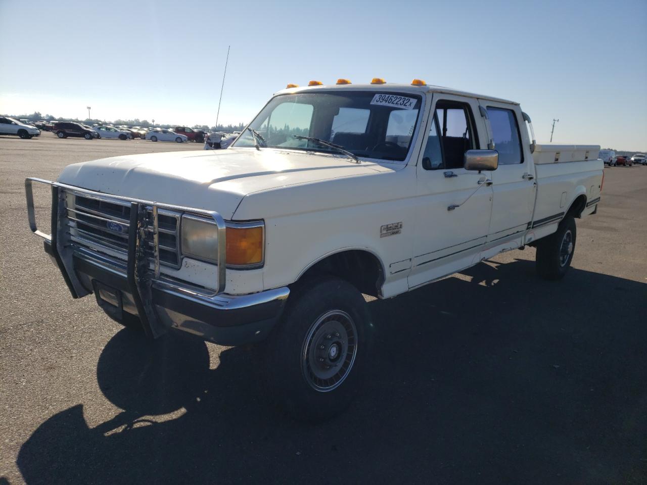 Photo 2 from auction – 1990 FORD F350 with VIN 2FTJW36M7LCA92378
