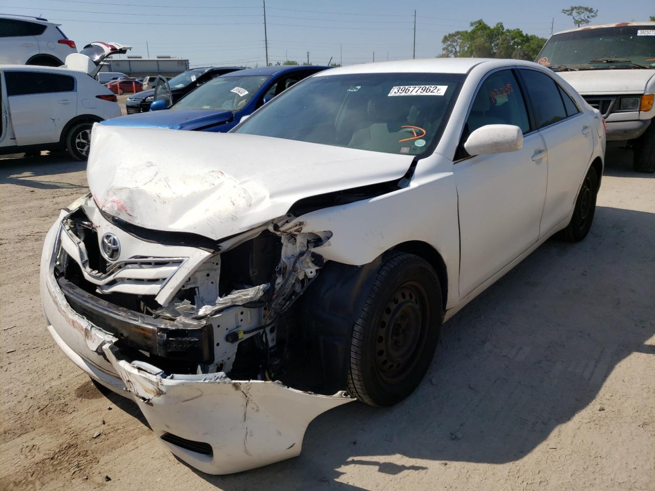 Photo 2 from auction – 2010 TOYOTA CAMRY with VIN 4T1BF3EK3AU547174