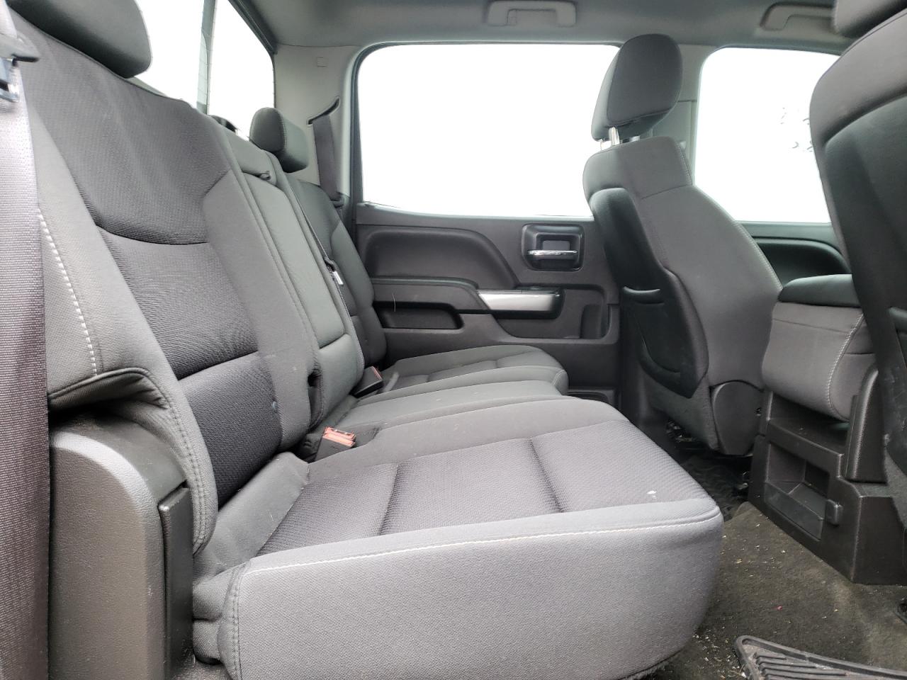 Photo 6 from auction – 2015 CHEVROLET SILVERADO with VIN 3GCUKREH6FG177302