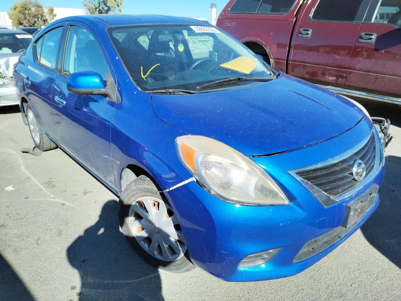 NISSAN VERSA S 2013 with VIN 3N1CN7AP0DL877005 - Photo from auction