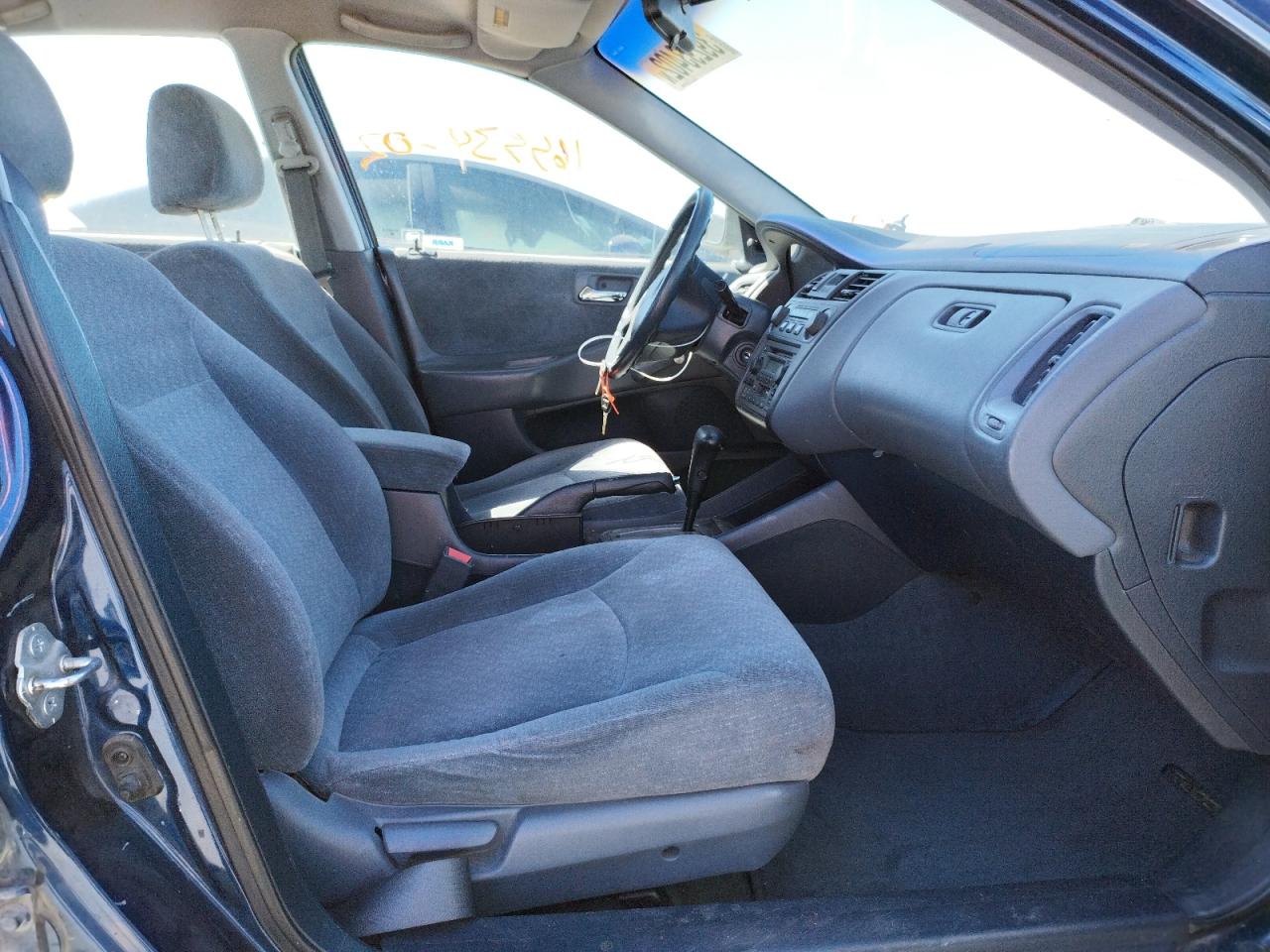Photo 5 from auction – 2002 HONDA ACCORD VAL with VIN 1HGCF86632A010686