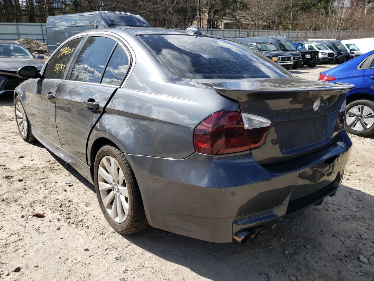 Photo 3 from auction – 2006 BMW 330 XI with VIN WBAVD33536KV65887