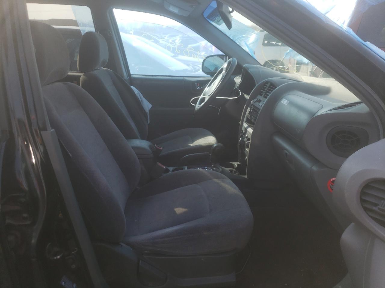 Photo 5 from auction – 2004 HYUNDAI SANTA FE G with VIN KM8SC73D64U616884