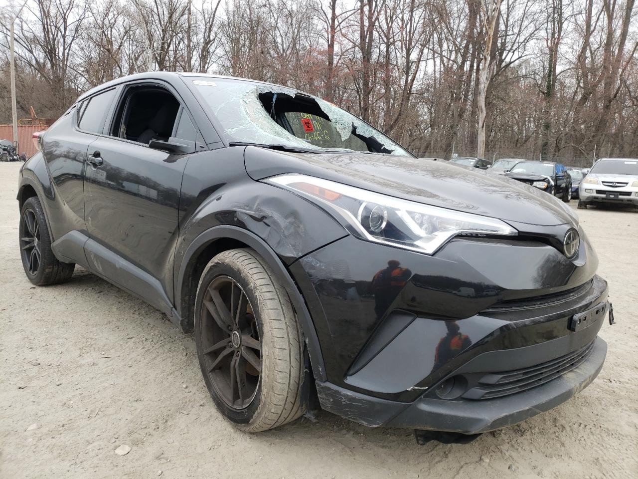 TOYOTA C-HR XLE 2019 with VIN NMTKHMBX9KR093327 - Photo from auction