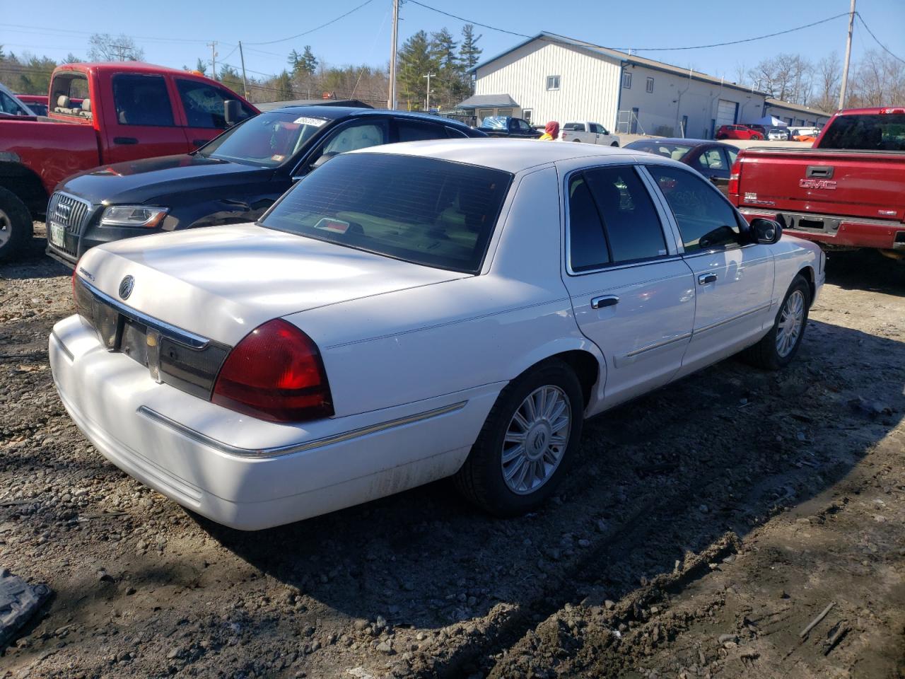 Photo 4 from auction – 2008 MERCURY GRAND MARQ with VIN 2MEFM75V58X661627