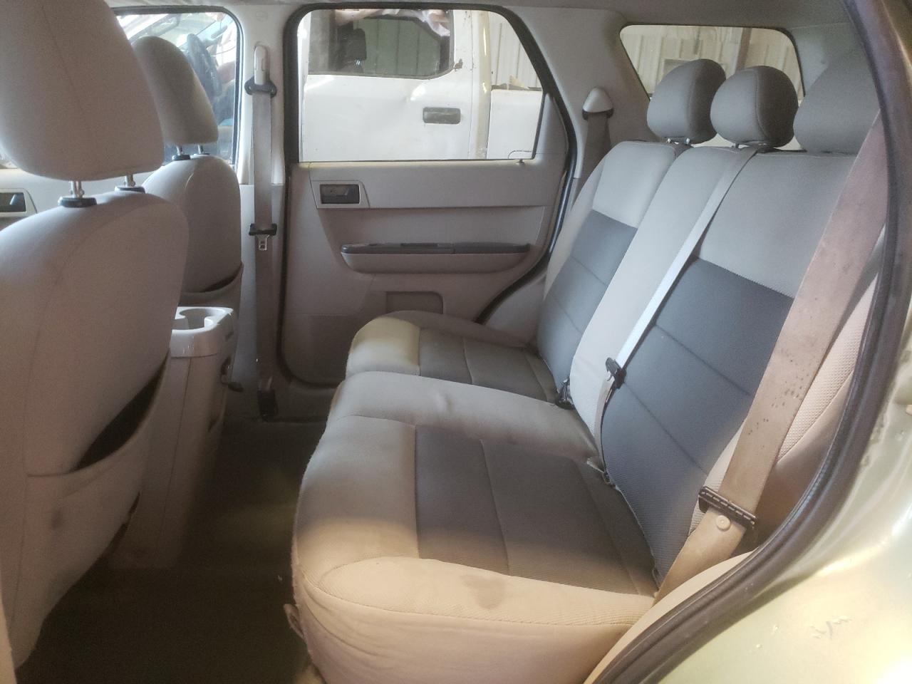 Photo 6 from auction – 2008 FORD ESCAPE XLT with VIN 1FMCU03108KB90772