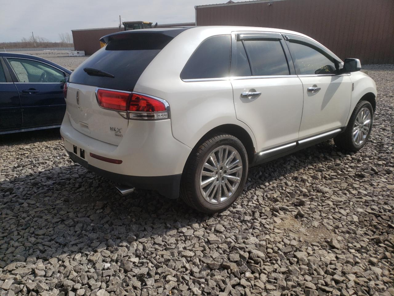 Photo 4 from auction – 2011 LINCOLN MKX with VIN 2LMDJ8JK2BBJ07601