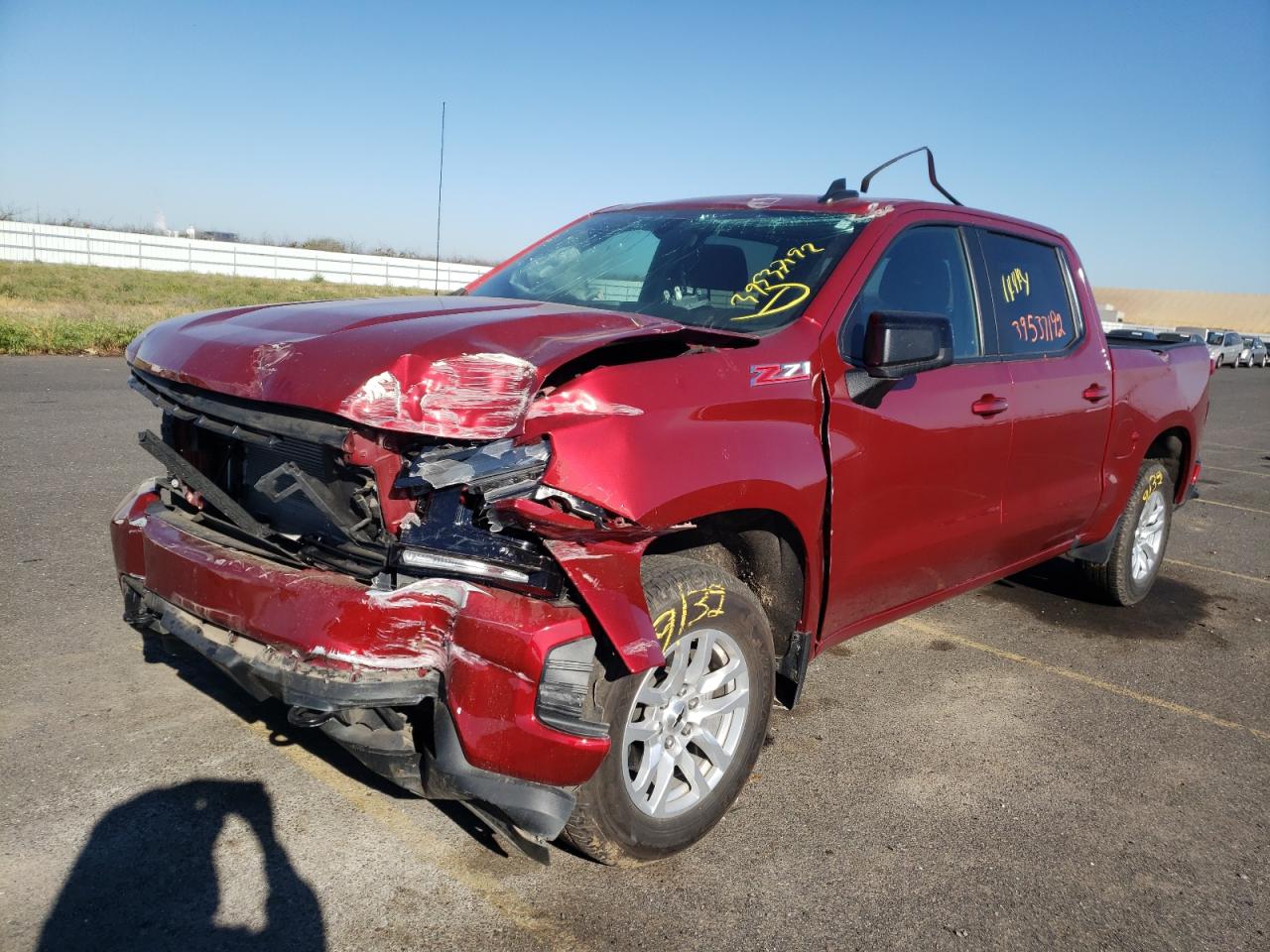 Photo 2 from auction – 2020 CHEVROLET SILVERADO with VIN 3GCUYEED9LG226797
