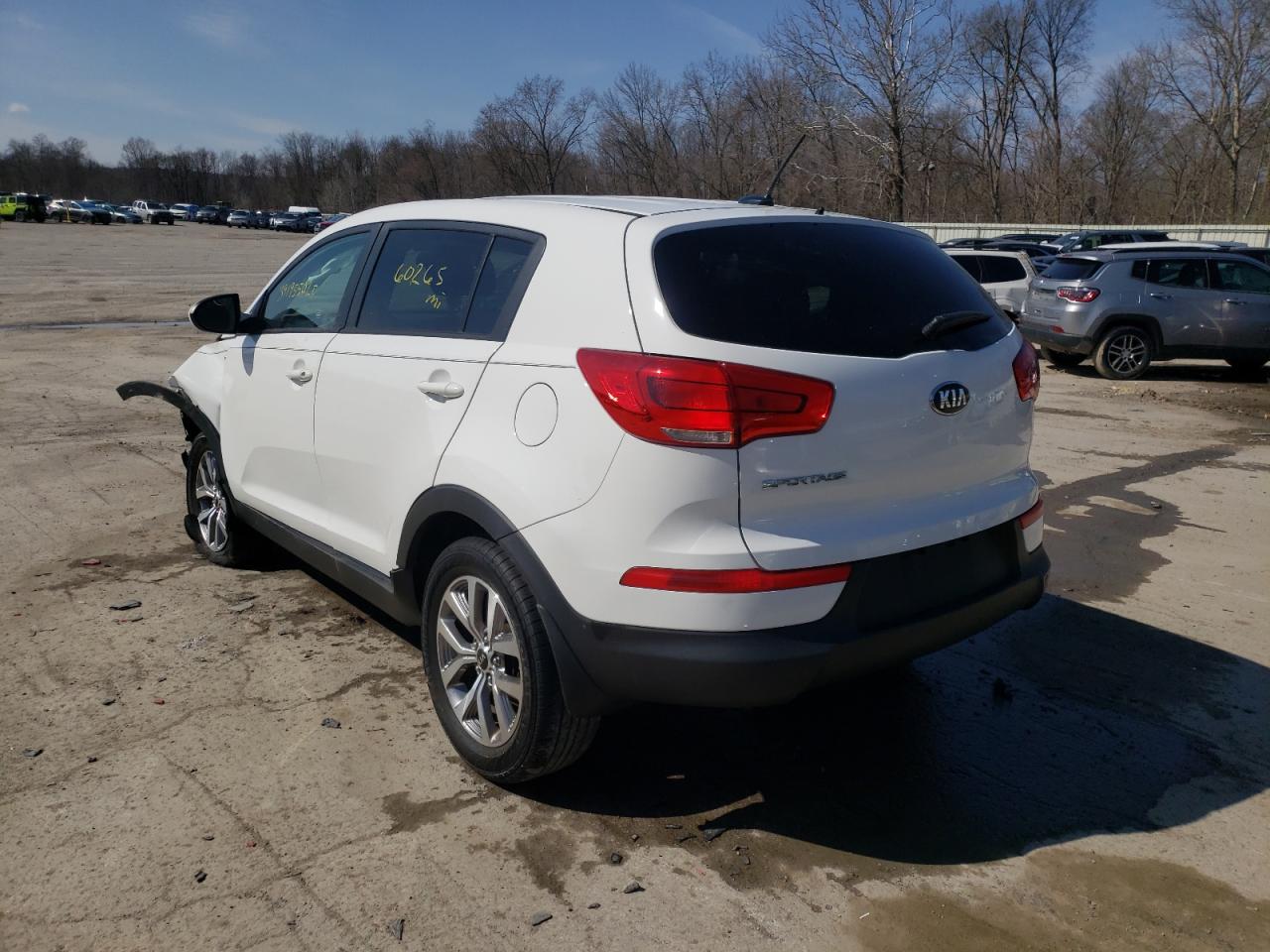 Photo 3 from auction – 2016 KIA SPORTAGE L with VIN KNDPBCAC2G7849504