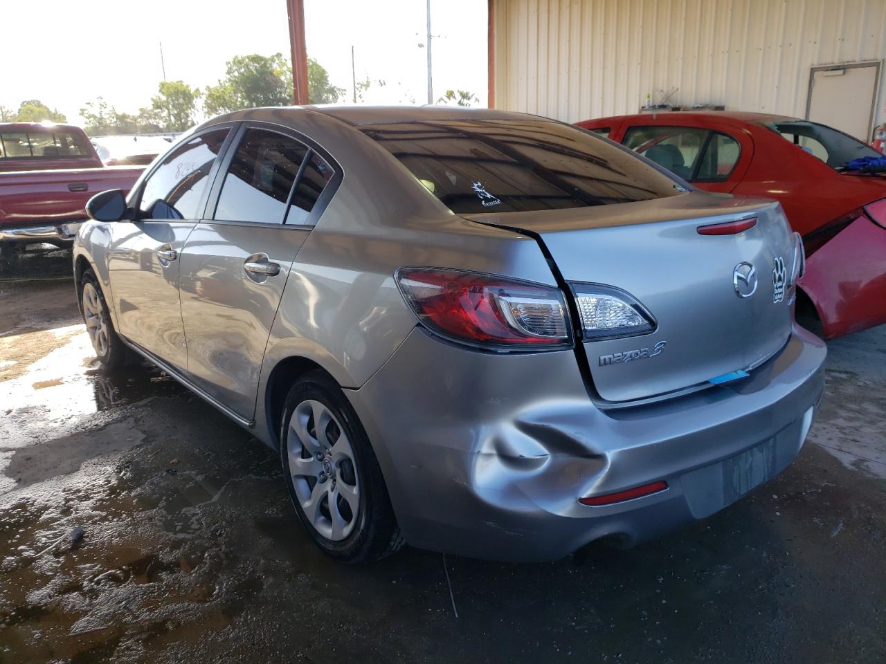 Photo 3 from auction – 2013 MAZDA 3 I with VIN JM1BL1U74D1822913