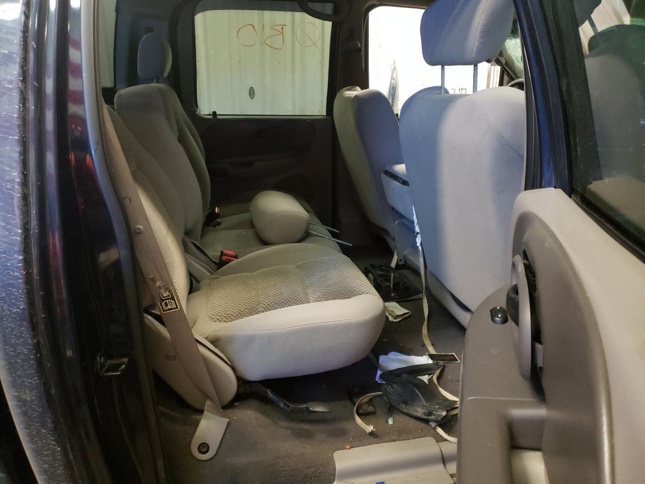 Photo 6 from auction – 2003 FORD F150 SUPER with VIN 1FTRW08683KD53948