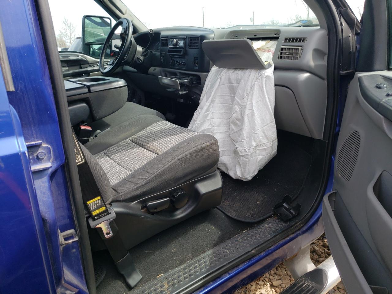 Photo 5 from auction – 2003 FORD F250 SUPER with VIN 1FTNW21L73EB94400