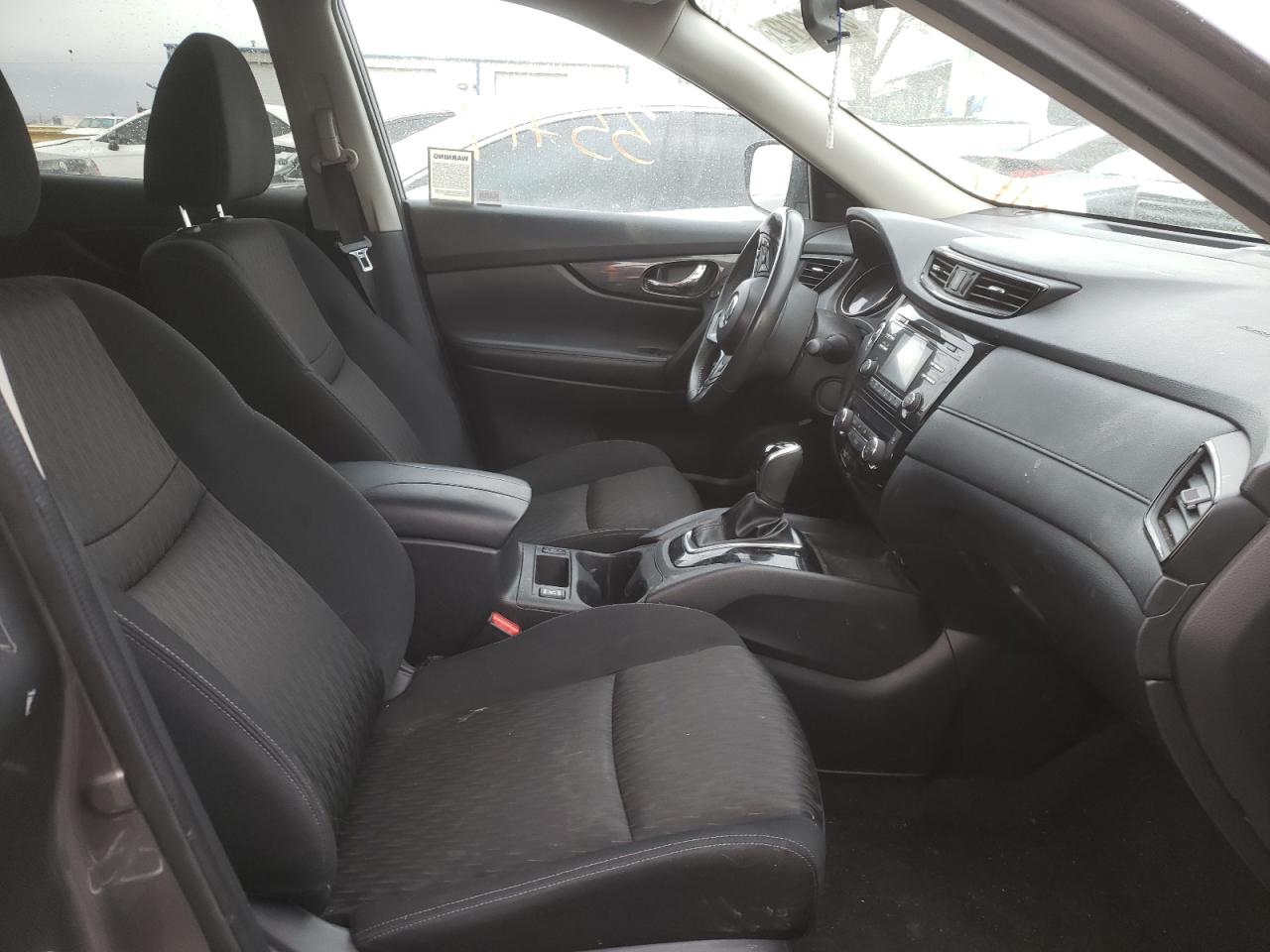 Photo 5 from auction – 2017 NISSAN ROGUE S with VIN KNMAT2MT9HP514444