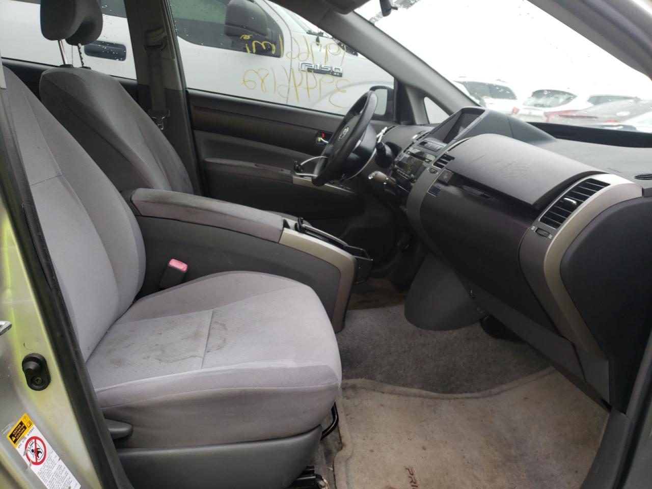 Photo 5 from auction – 2005 TOYOTA PRIUS with VIN JTDKB20U150124612