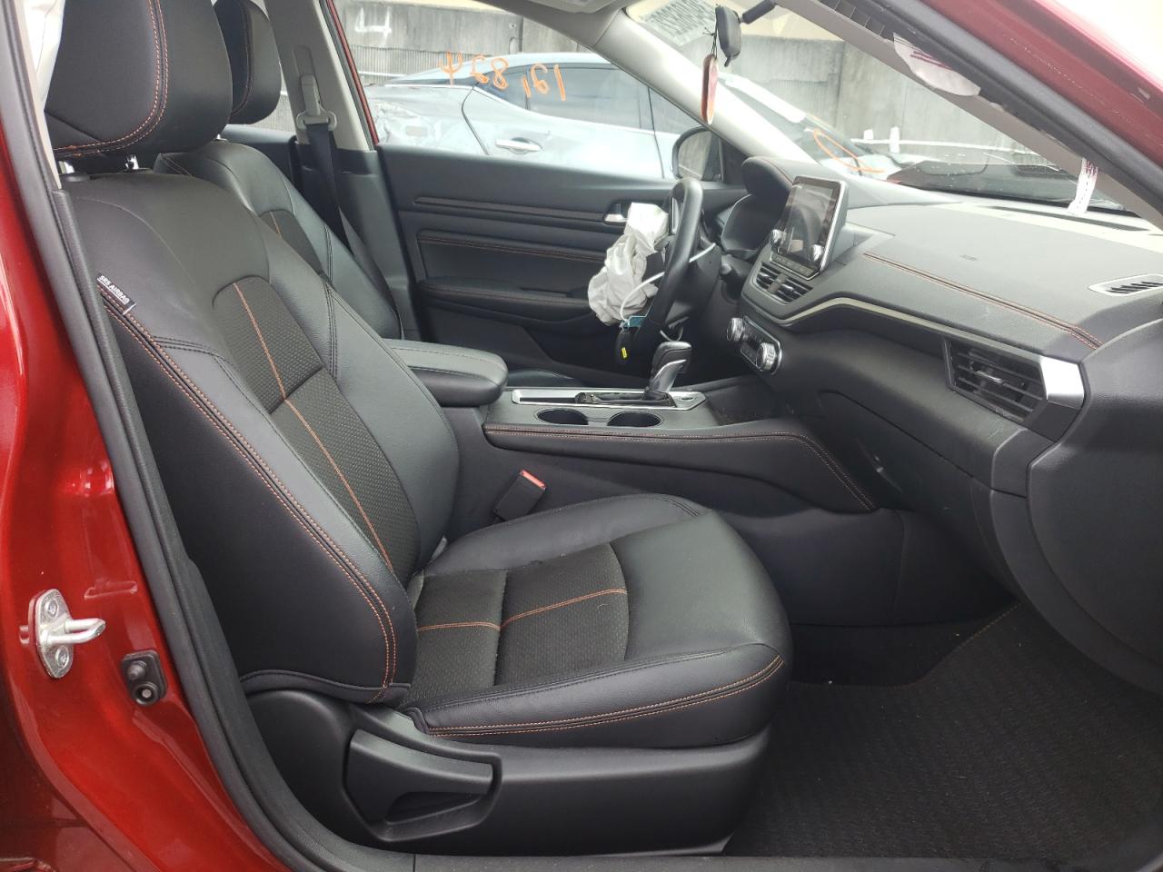 Photo 5 from auction – 2019 NISSAN ALTIMA SR with VIN 1N4BL4CV4KC217279