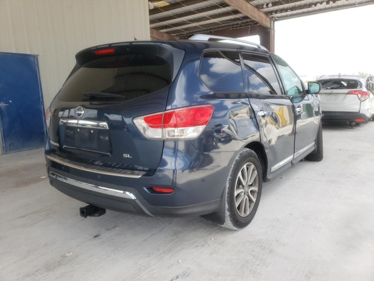 Photo 4 from auction – 2014 NISSAN PATHFINDER with VIN 5N1AR2MN7EC622267