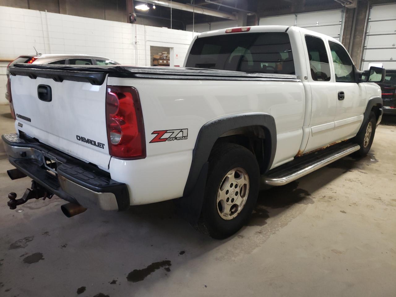 Photo 4 from auction – 2003 CHEVROLET SILVERADO with VIN 2GCEK19TX31128869
