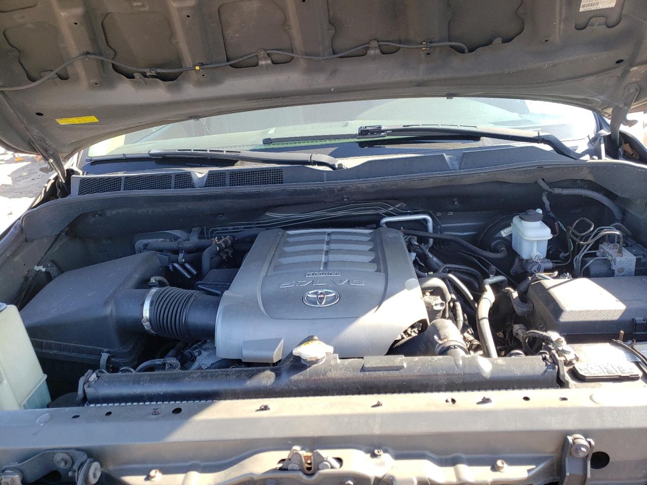 Photo 7 from auction – 2008 TOYOTA SEQUOIA LI with VIN 5TDBY68A28S007736