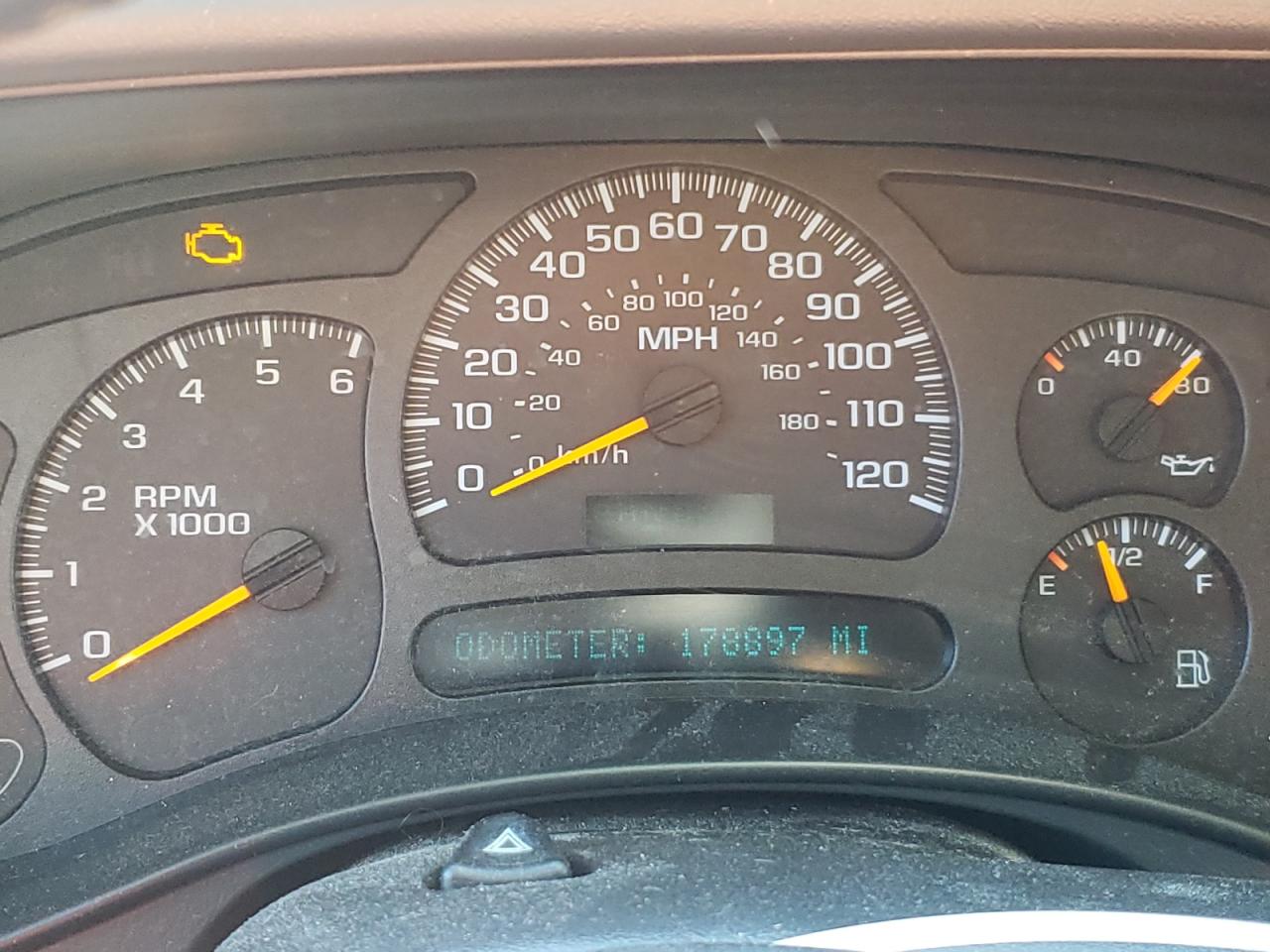 Photo 8 from auction – 2005 CHEVROLET SILVERADO with VIN 2GCEK13T451132721