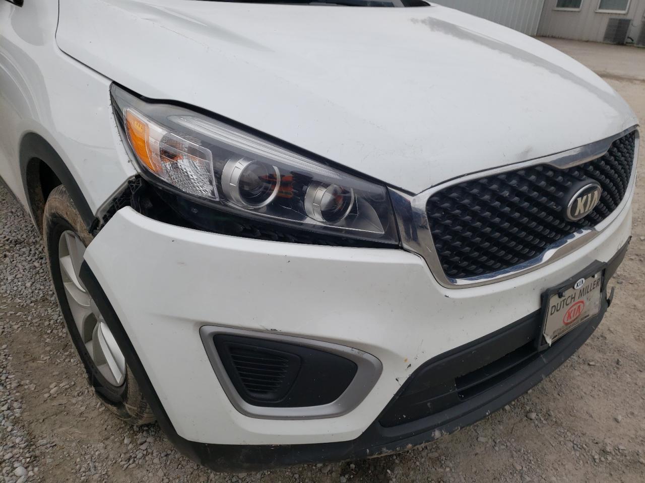 Photo 9 from auction – 2017 KIA SORENTO LX with VIN 5XYPGDA59HG325845