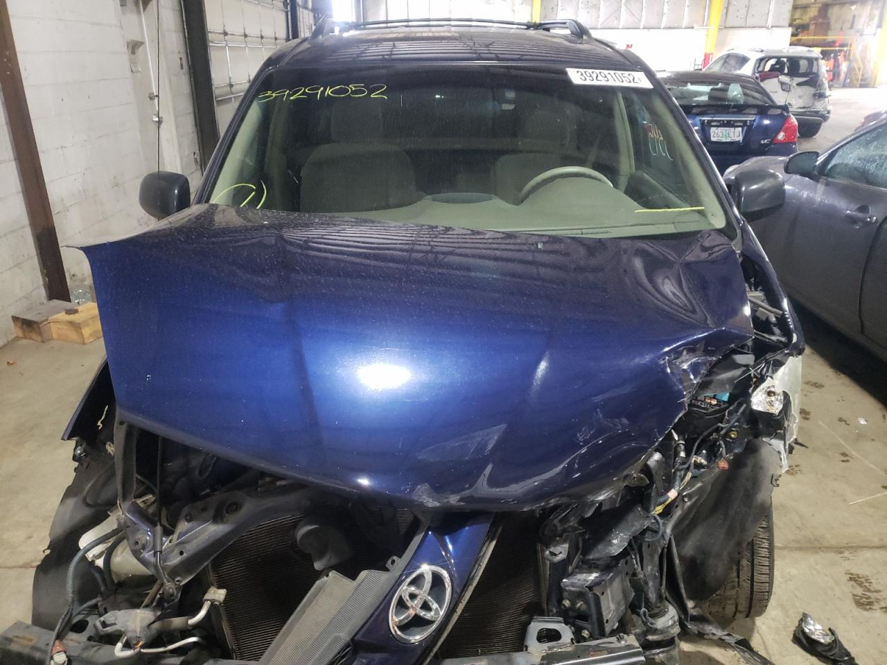 Photo 7 from auction – 2006 TOYOTA SIENNA CE with VIN 5TDZA23C16S445486